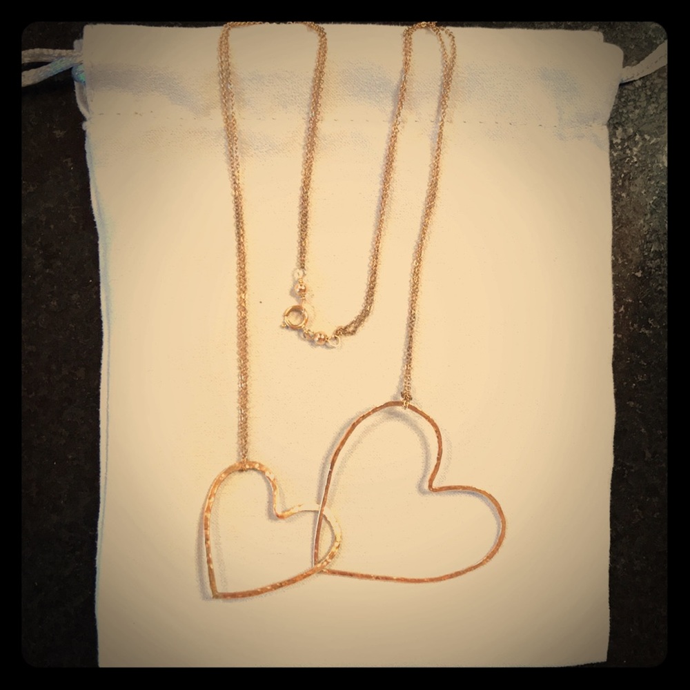 Gorgeous gold double hearts necklace